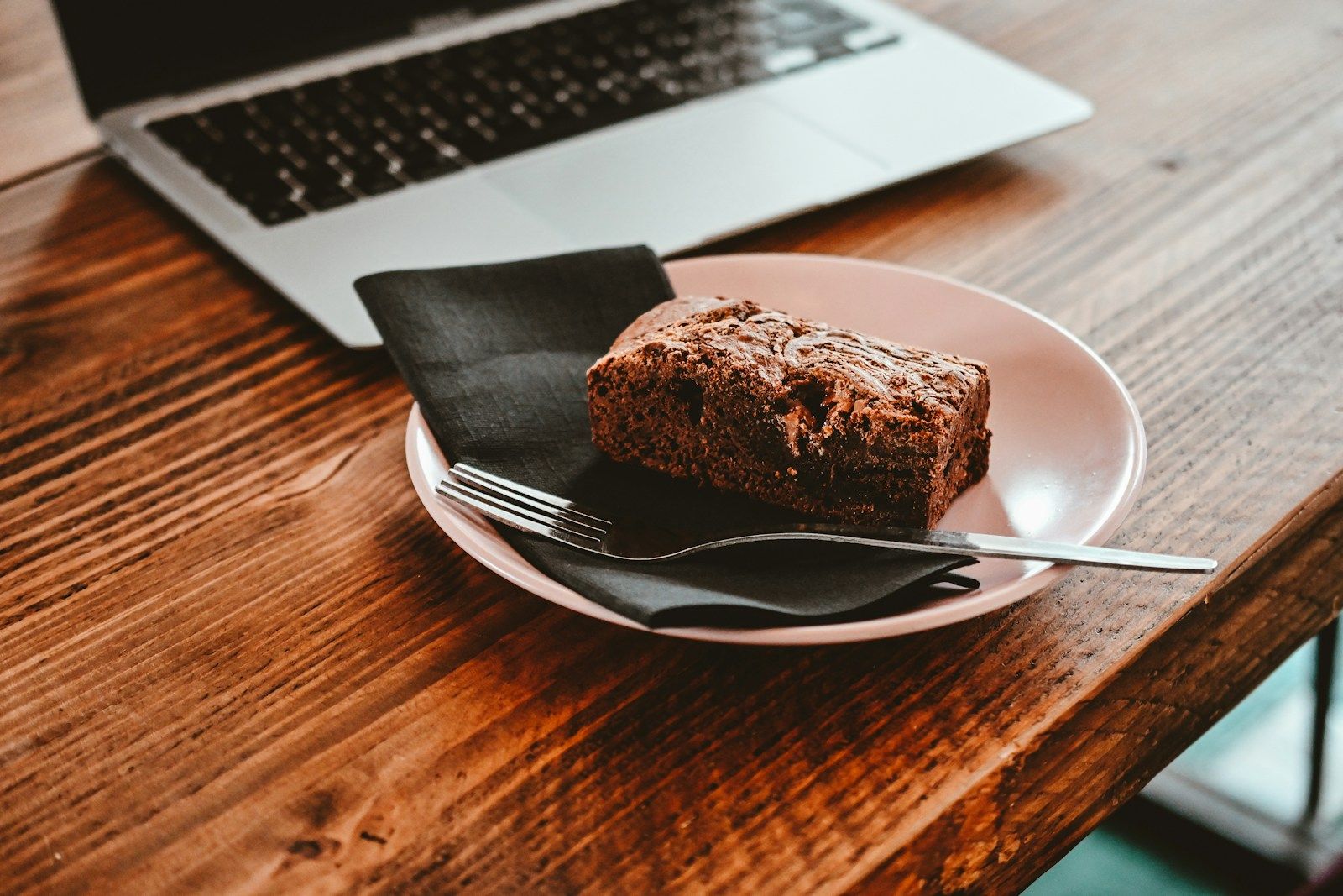 Pourquoi le Space cake d'Amsterdam est-il devenu la pâtisserie la plus célèbre d'Europe ?
